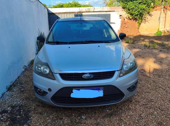 FORD FOCUS 1.6 GLX 16V FLEX 4P MANUAL